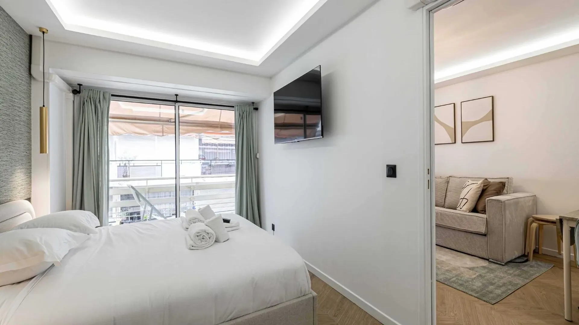Elegant Apt With Balcony 1Bd 4P - Croisette Cannes France